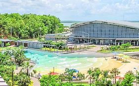 Zen Marina: 1-Br Executive Apartment By The Bay